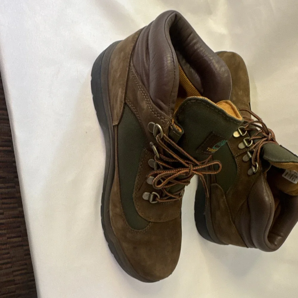 Timberland Men's Waterproof Field Boot Leather Ankle Brown/Green 9.5 Hiking